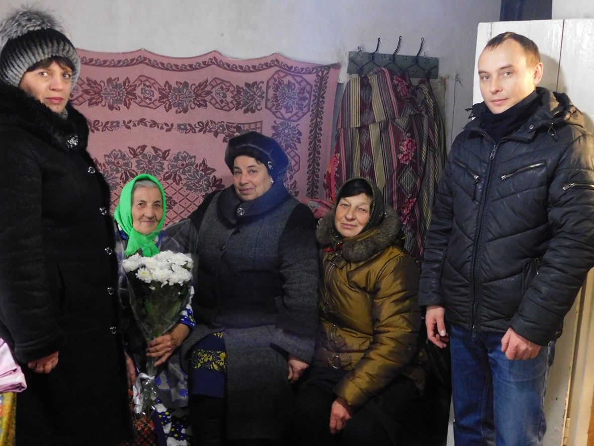 Жительку Сергіївки вітали з 90-річчям