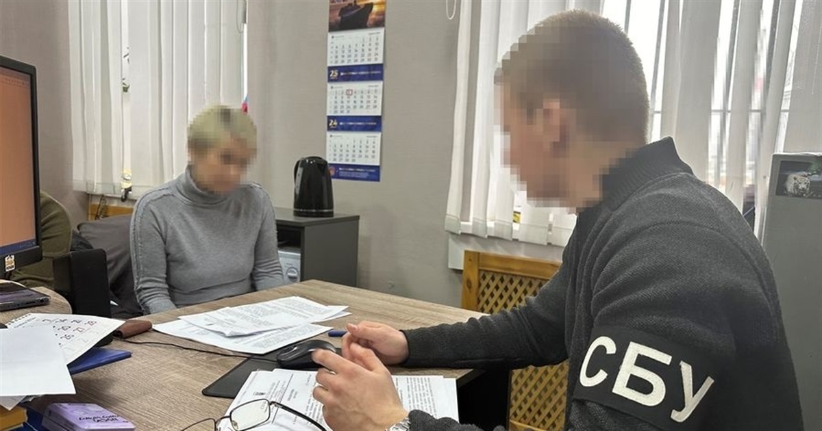 Викладачка ліцею на Житомирщині виправдовувала напад рф та захоплювалася "високодуховним міром"