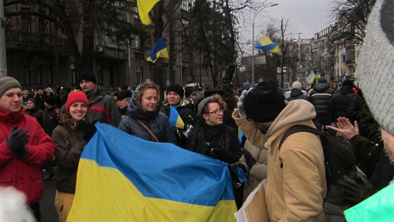 7 чесних відповідей калинівчан на питання: «Чи  змінилась країна після Революції гідності?»