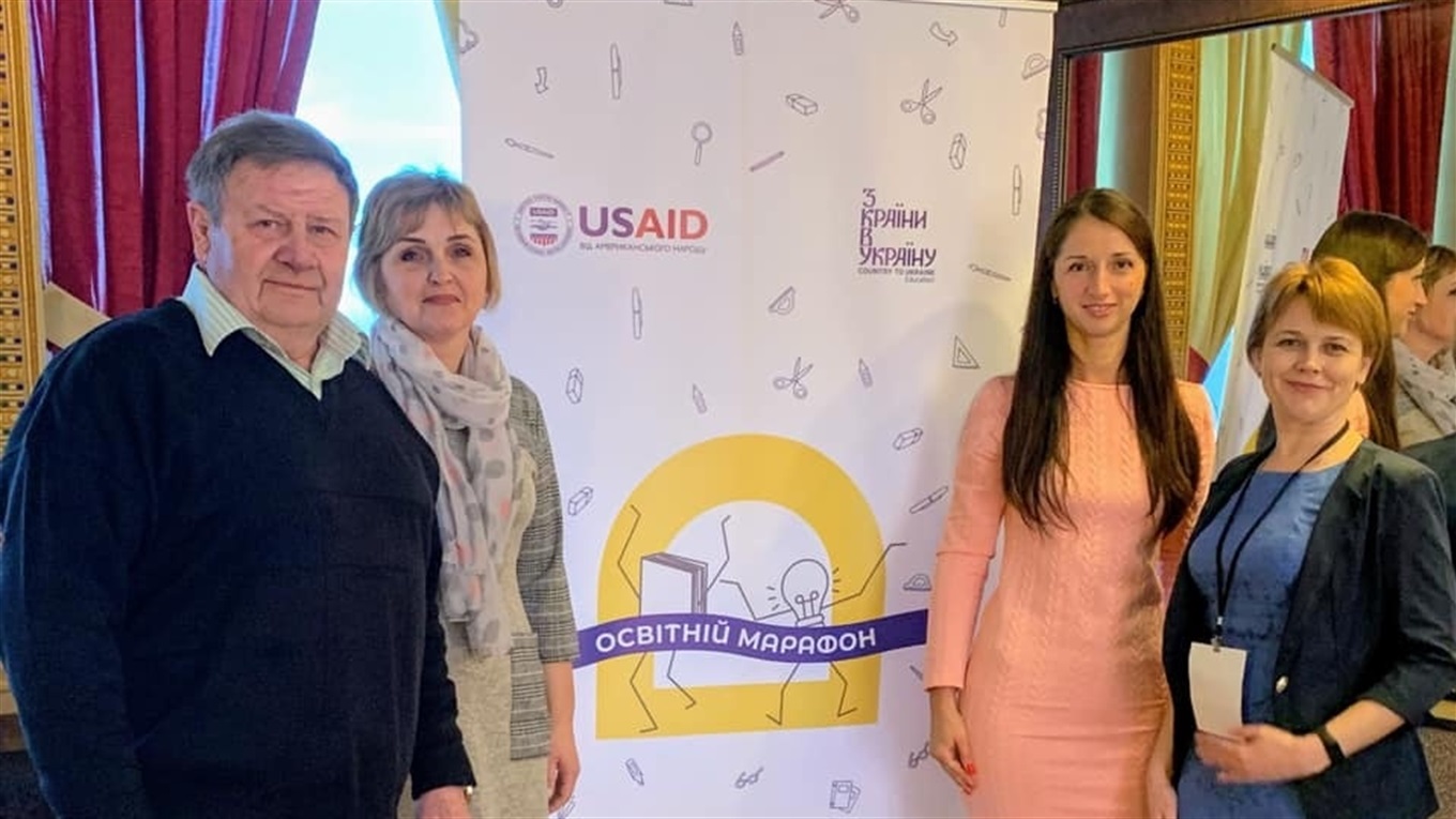 Освітяни Попаснянщини продовжують навчатися в рамках проєкту «Освітній марафон»