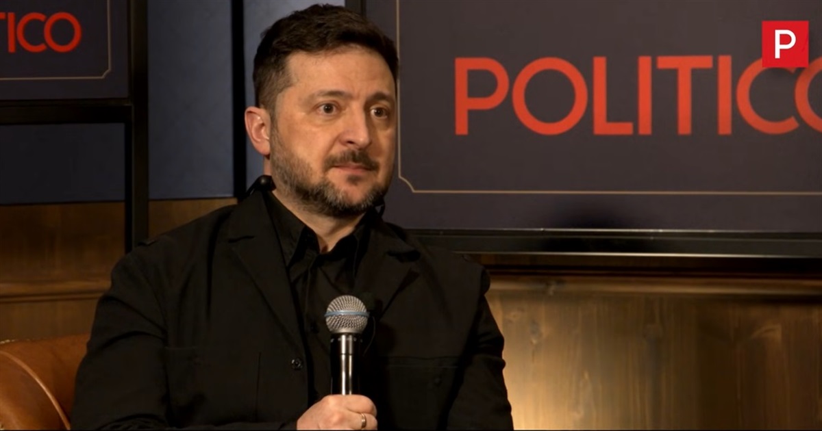 Путіна не зупинити поцілунками. Зеленський про вимоги Росії віддати території і вибори