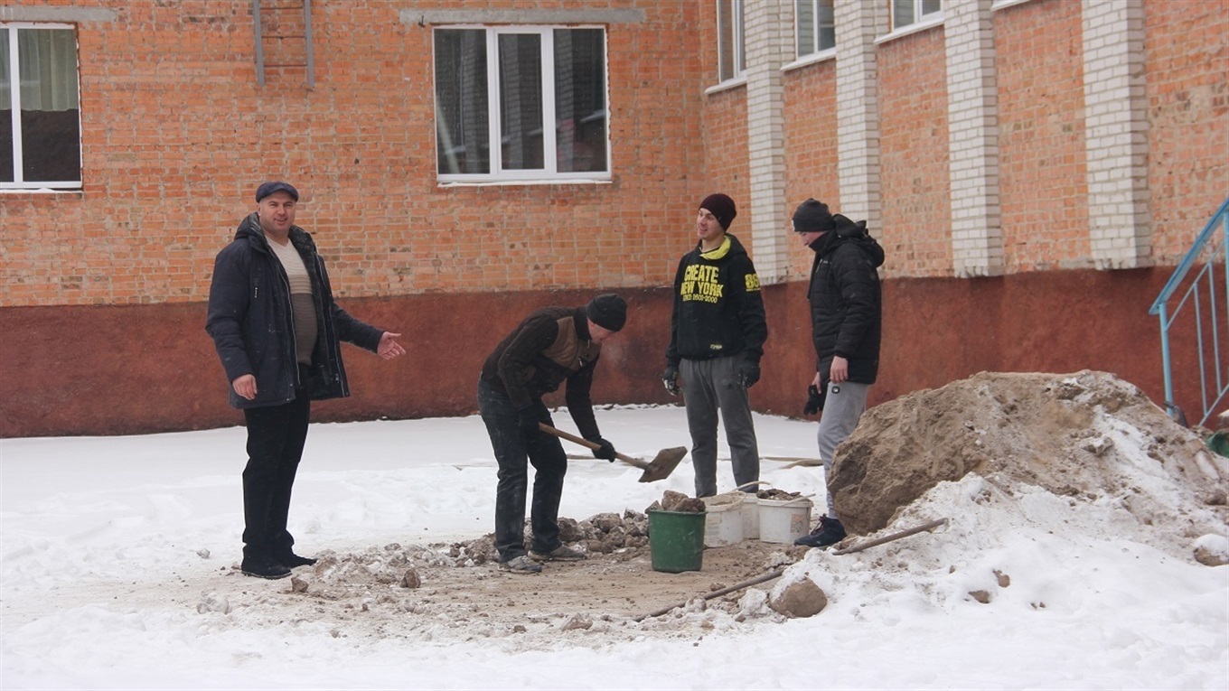 Душові кабіни,  вбиральні, кімнати для інвентаря: як зміниться шкільний спортзал у Корделівці