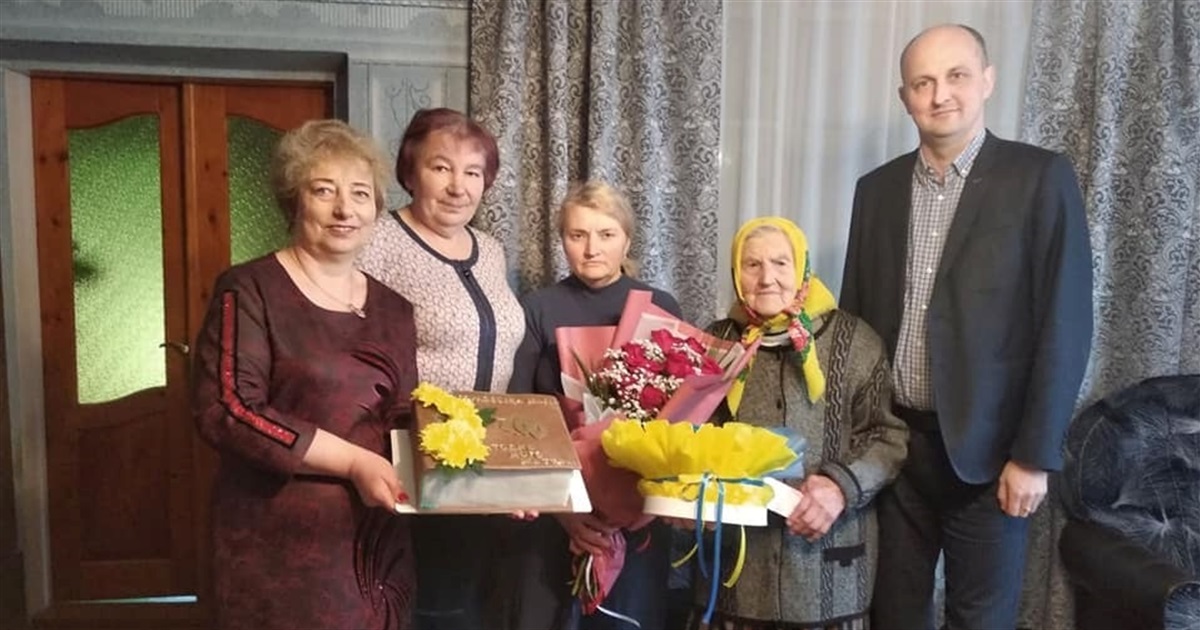 Довгожителька Марія Гордовська зі Звиняча, що на Чортківщині, відзначила столітній ювілей