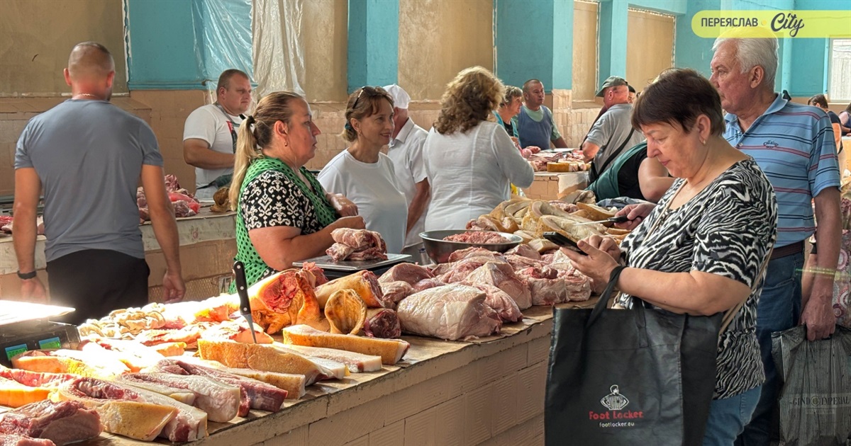 У Переяславі на базарі слідом за свининою подорожчала й курятина: філе продають уже по 250 грн