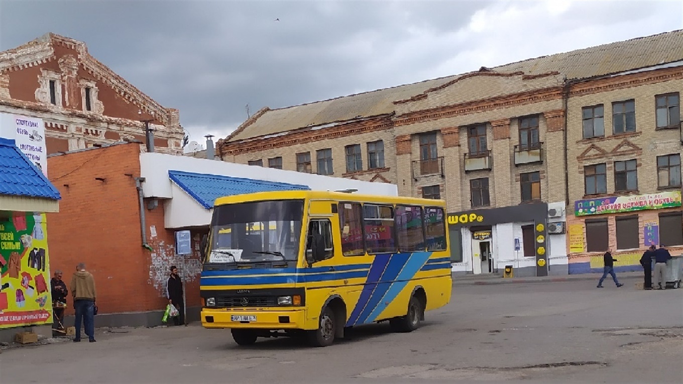 «Надо ехать»: как мелитопольцы обходились без общественного транспорта в условиях карантина