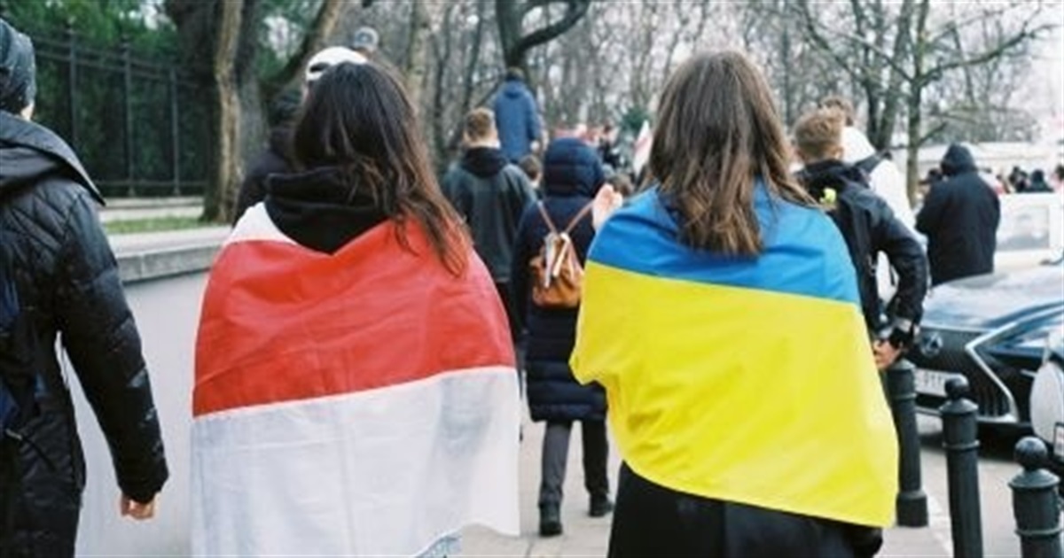 У Польщі змінюють правила виплати допомоги українським біженцям. Що про це варто знати