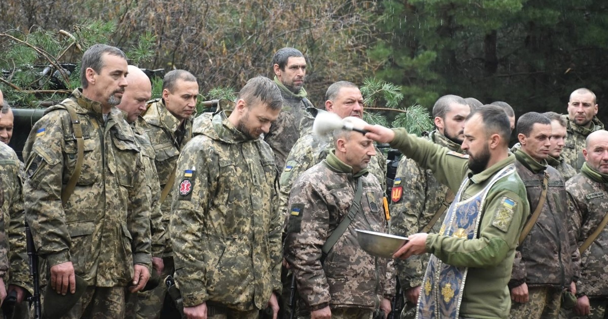 Артилерійська бригада, в якій служать бійці з Переяславщини, отримала відзнаку від президента
