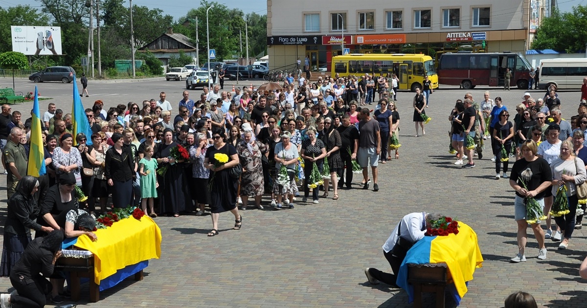 У Сарнах в останню путь провели загиблих воїнів «Поліських вовків»