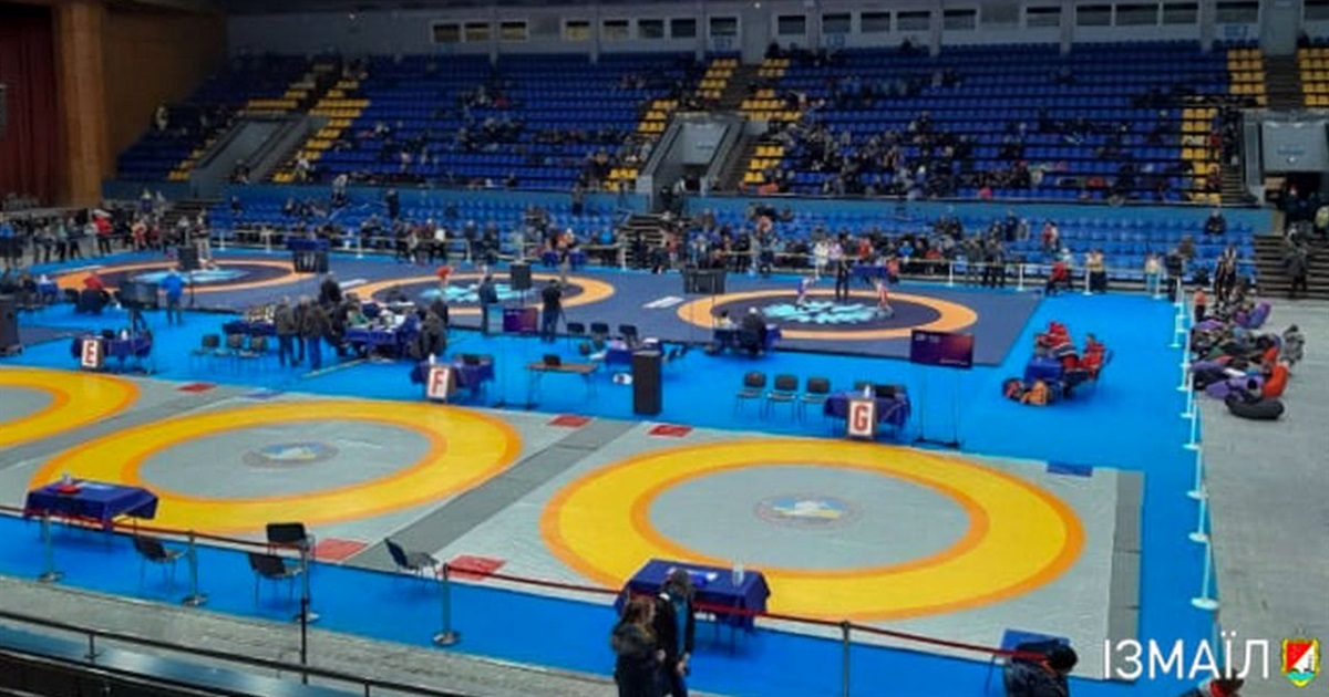Юные борцы достойно представили Измаил на чемпионате Украины по вольной борьбе