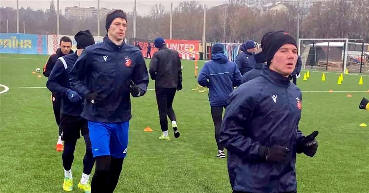 ПФК "Звягель" провів масове посилення: у футбольному клубі семеро новачків