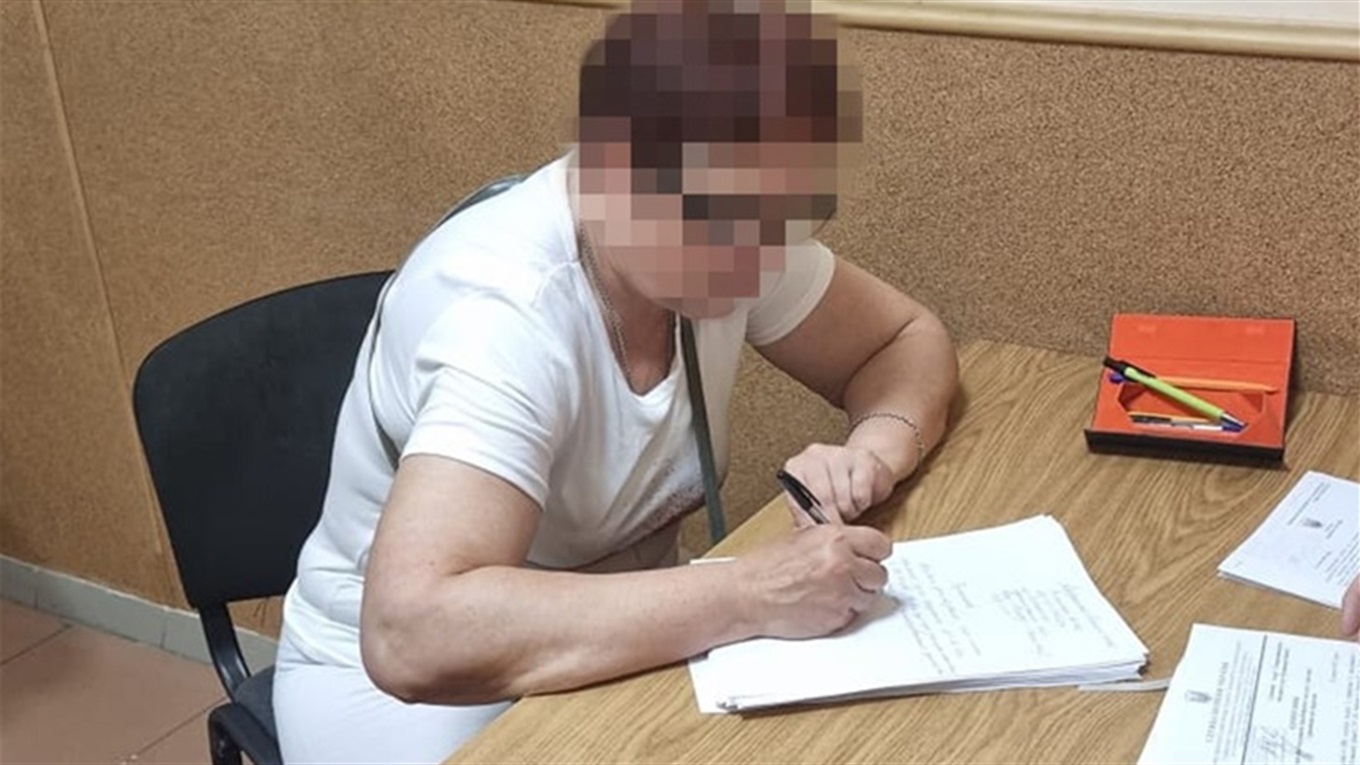 СБУ затримала організаторку «референдуму» з Попасної та повідомила про підозру мешканця Золотого