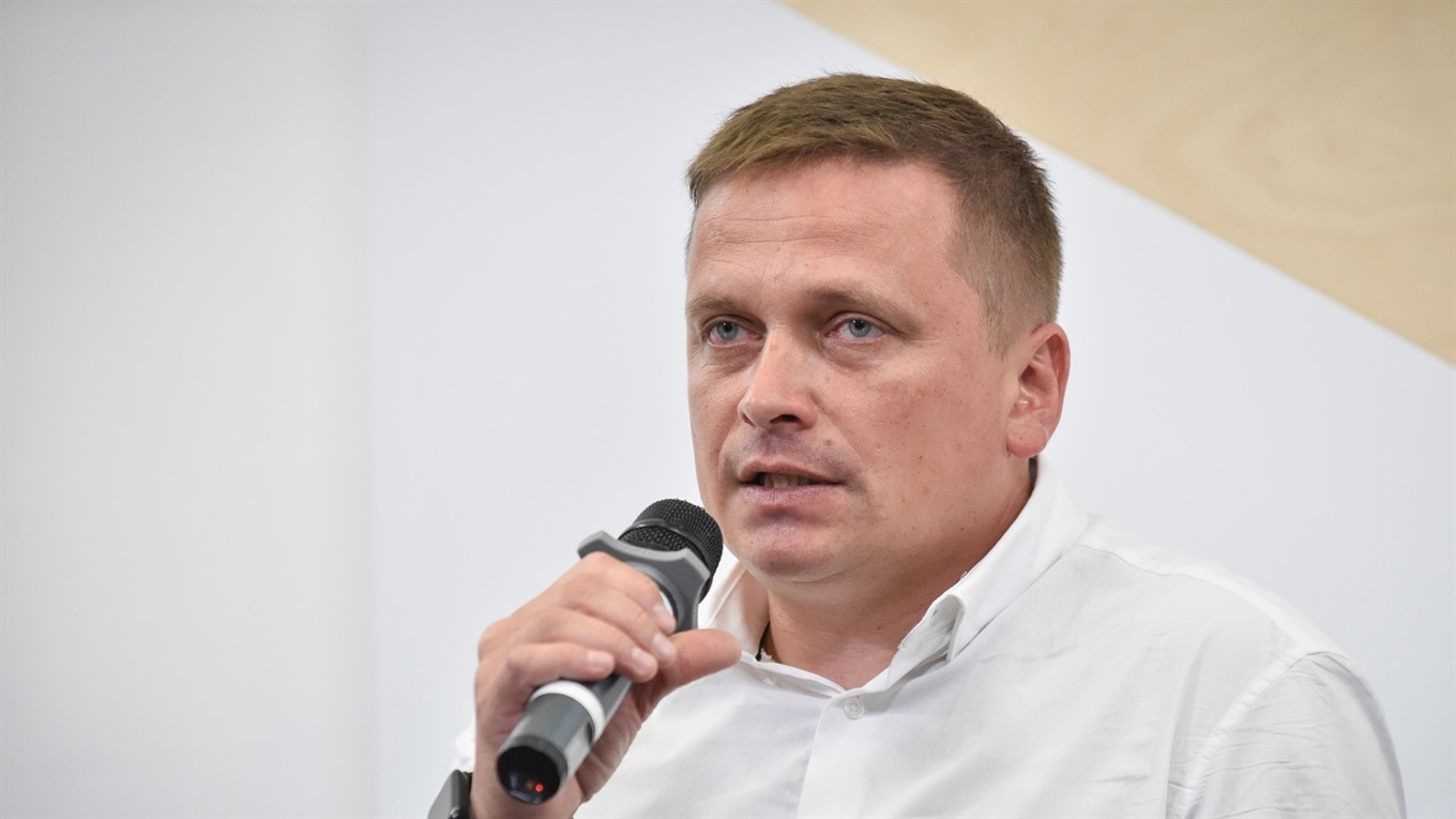 «Максимальная жестокость». Реуцкий подробно рассказал о задержании и избиениях в Беларуси