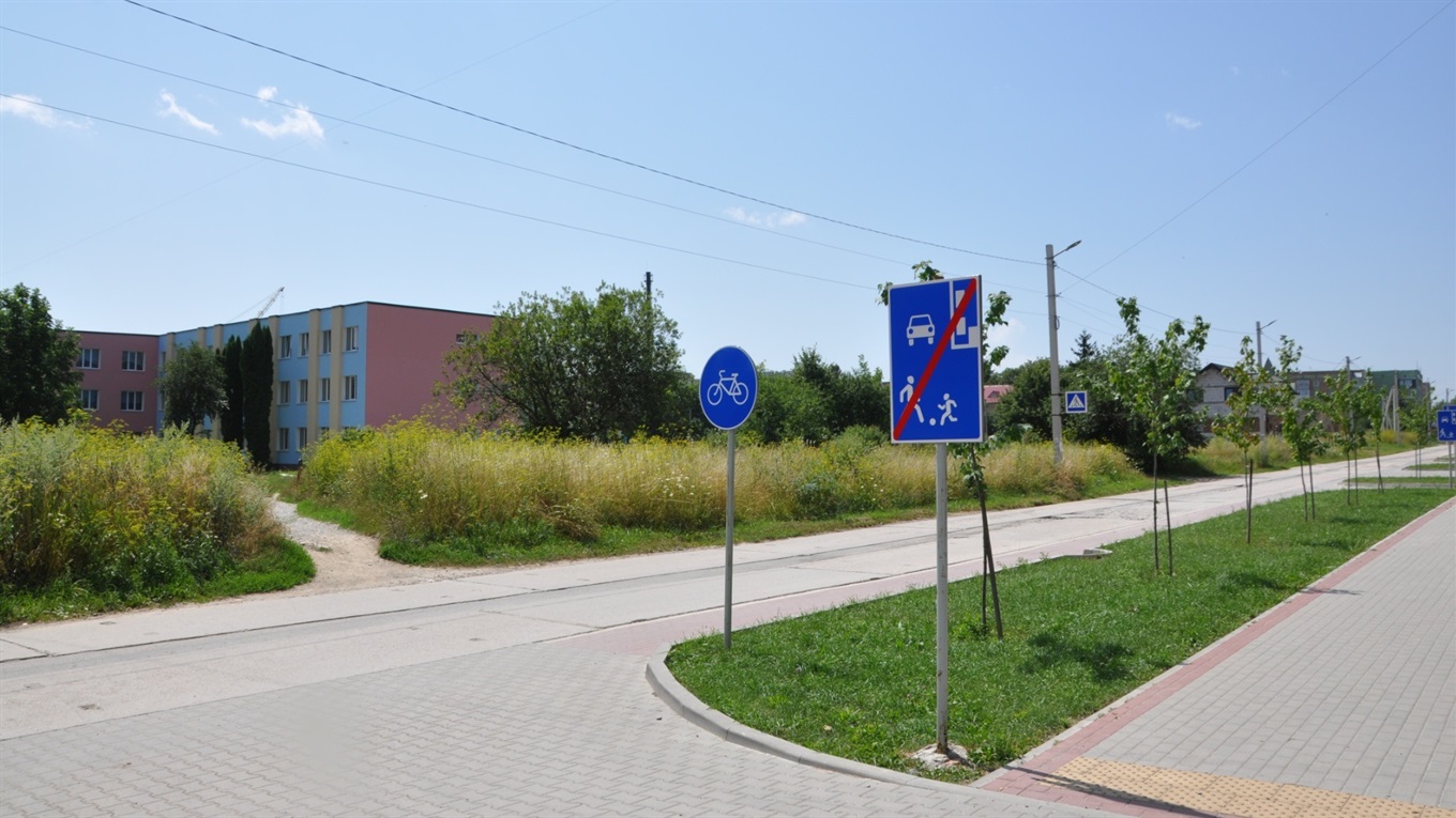 «Окраса» вулиці Січинського у Чорткові