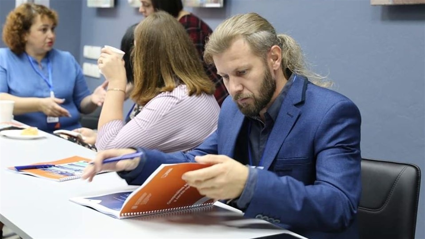 Шиють дитячий одяг, а в карантин почали робити захисні маски. Як бізнес Луганщини виживає в кризу