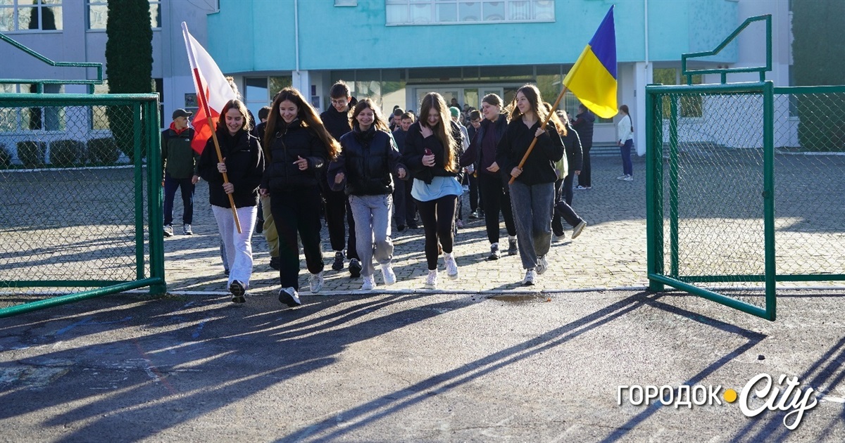 Спортивні ранки: Городоцький ліцей №3 доєднався до Всеукраїнського «Challenge Fest»