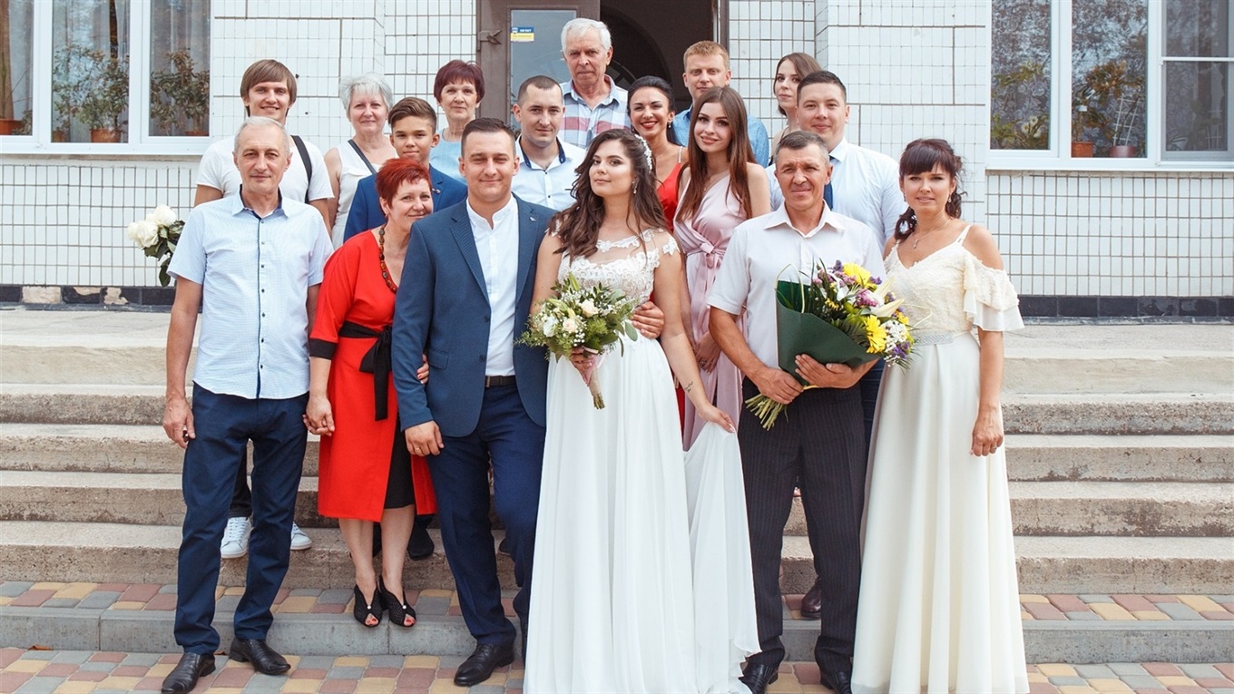 Селидово, Горняк, Донецк, Макеевка: почему пары из разных городов расписываются в Курахово