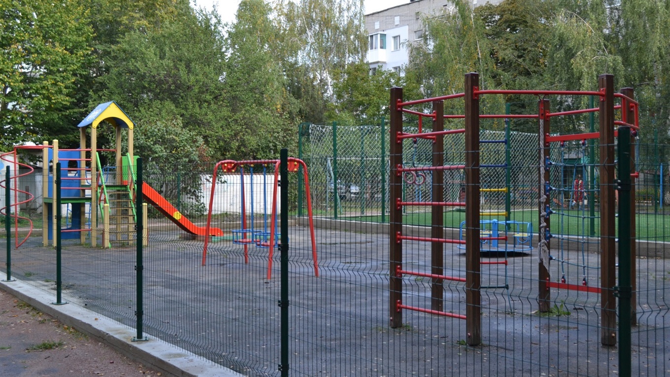 "Потрібно вчасно все виконувати, а не просто обіцяти", – Олег Ващенко про свій округ