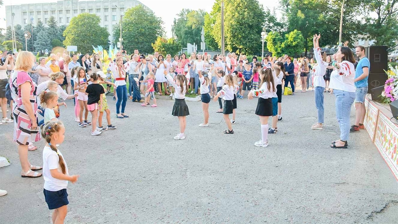 У Кагарлику святкували День Конституції та День молоді