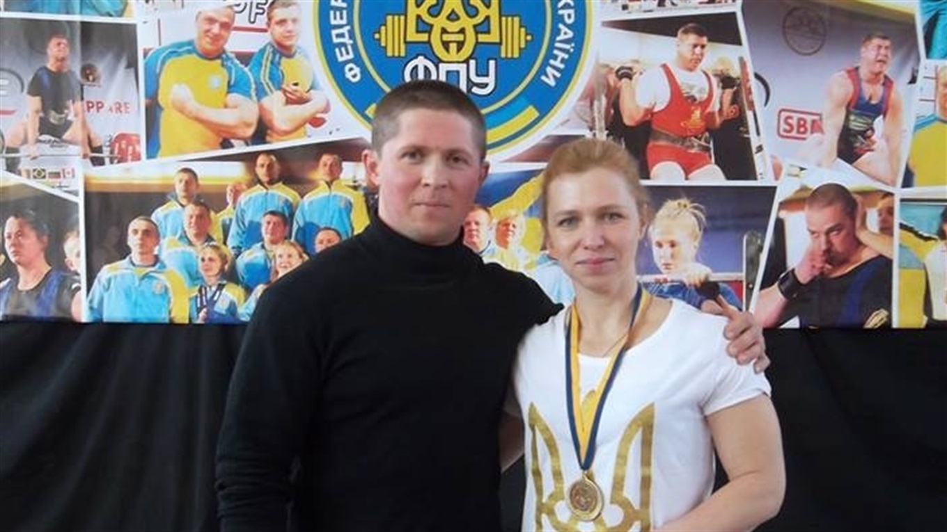 «Дочь выросла в спортзале»: попаснянские спортсмены рассказали о своем семейном увлечении