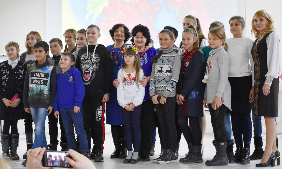 Учнів навчальних закладів міста об’єднала мова