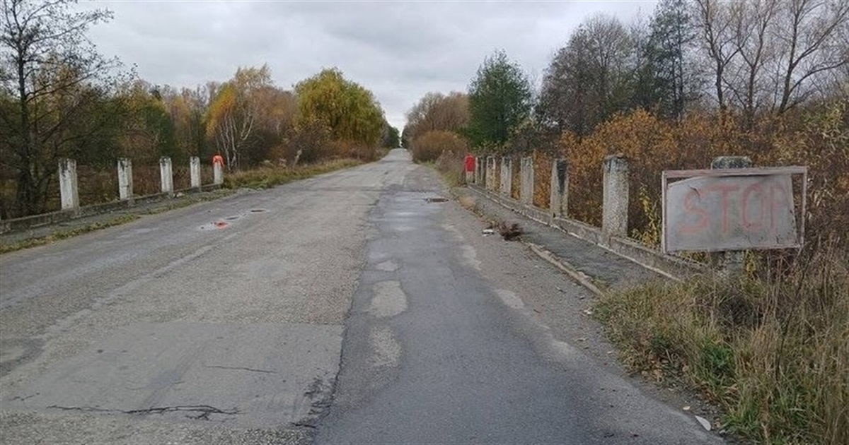 Міст через р. Свинобичка на автодорозі Дубрівка-Баранівка потребує ремонту