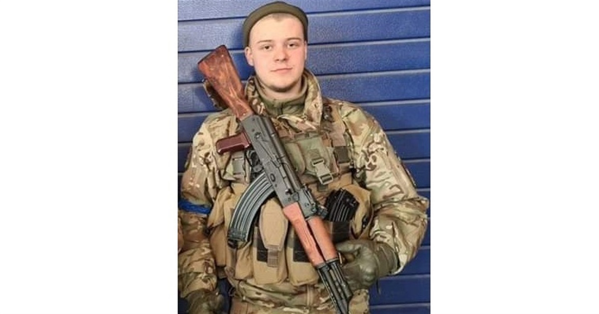 На війні загинув 19-річний Микола Курик – випускник Стовп'язької школи і ліцею імені Героїв Крут