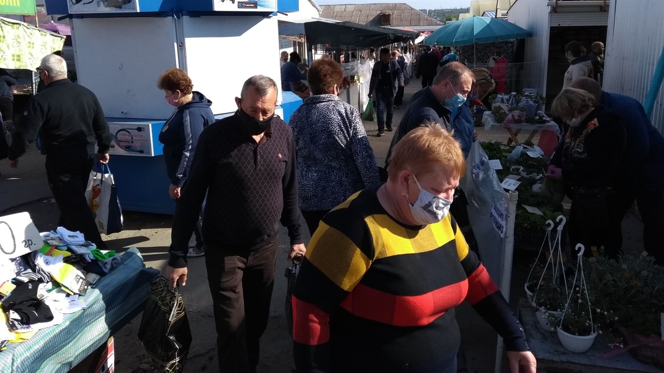 В неділю, 24 травня, на Первомайському ринку. Фотофакт