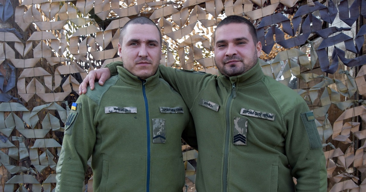 Обличчя війни: історія рідних братів з Новограда, які захищають Україну на Сході