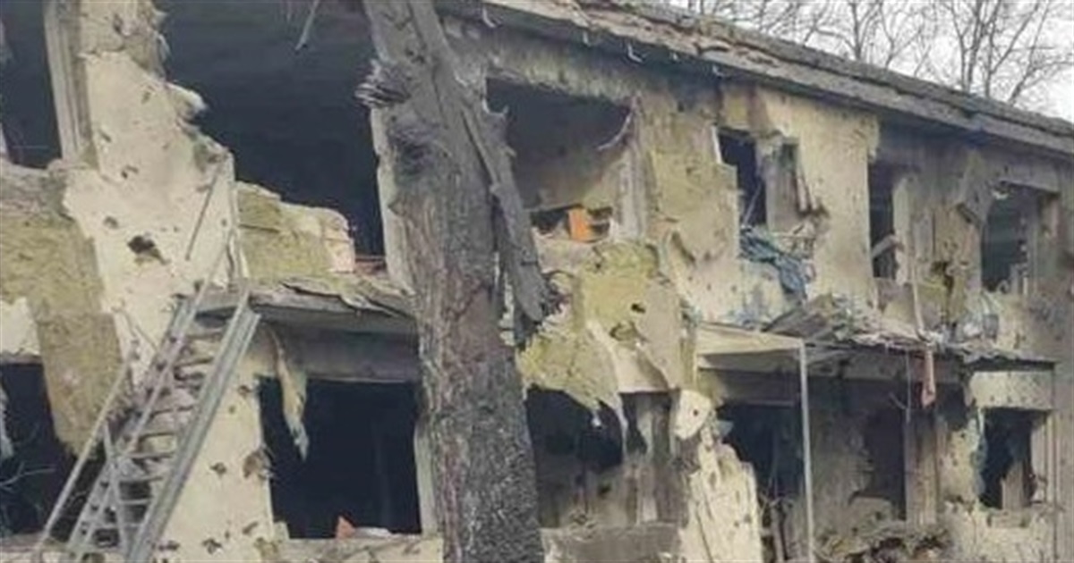 Росіяни скинули авіабомбу на "Пункт незламності" в Костянтинівці. Загинув чоловік