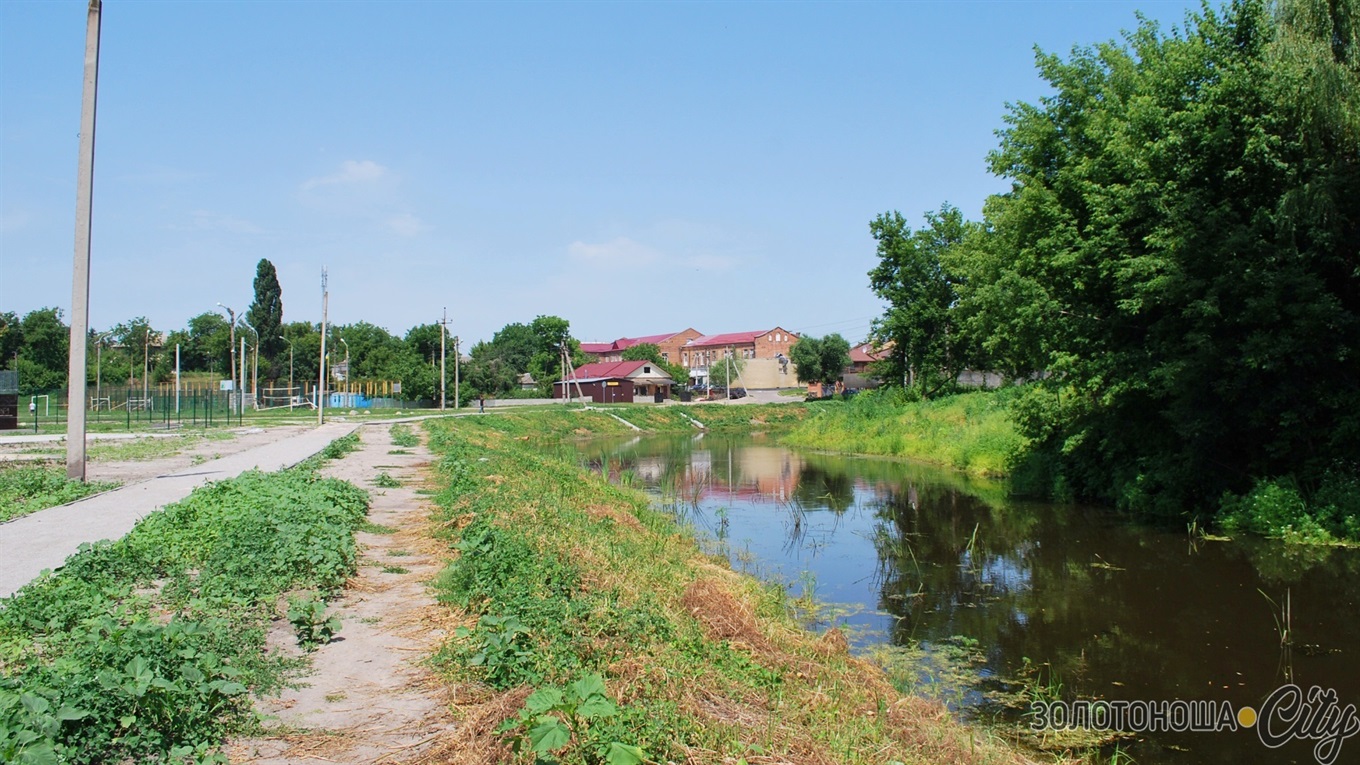 У Золотоноші браконьєри глушили рибу, яку лише нещодавно місцеві підприємці запустили у річку