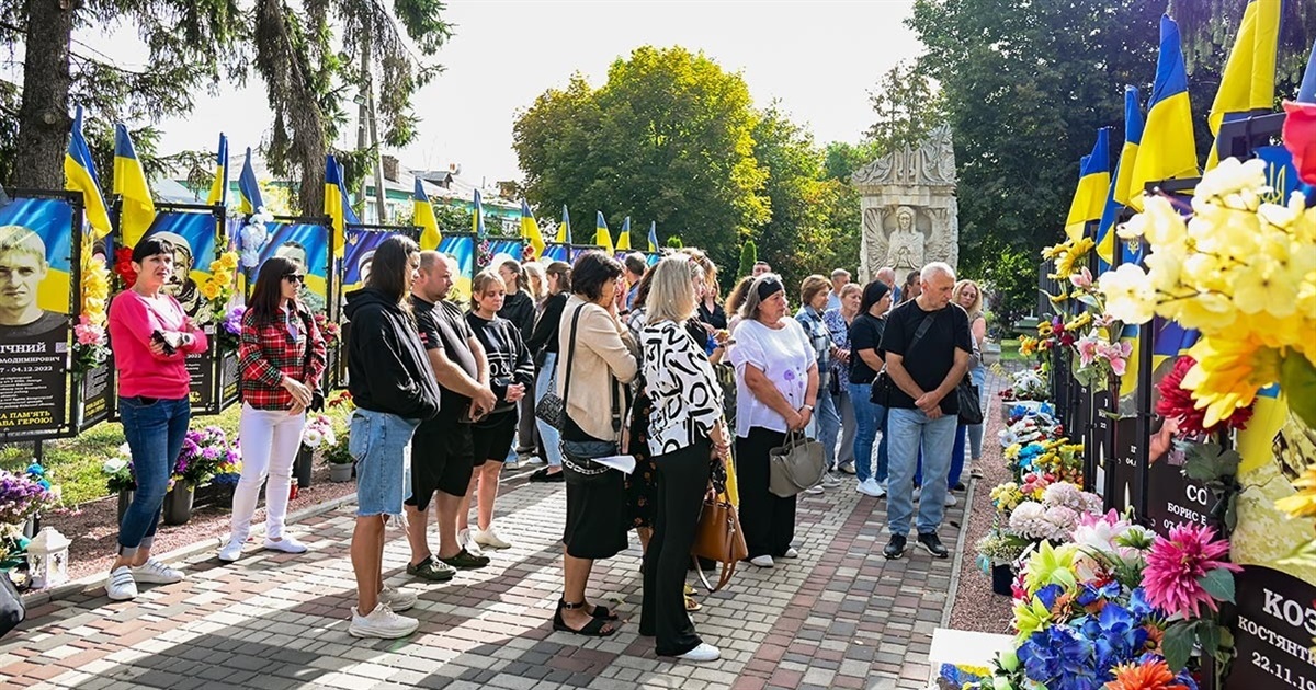 У вічному шикуванні на Алеї Слави: у Кагарлику вшанували пам’ять ще про трьох полеглих Героїв