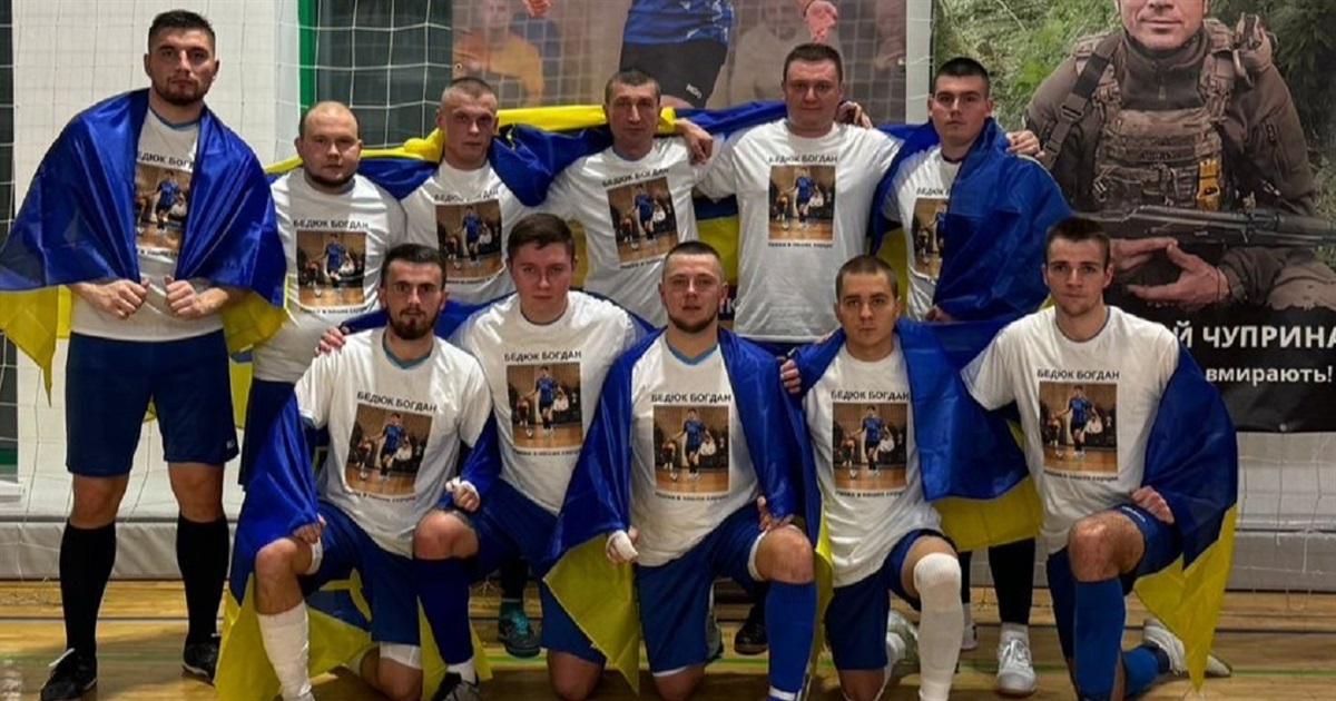 «Граємо для тебе, Богдане»: футболісти з Калинівки вшанували пам’ять загиблого товариша