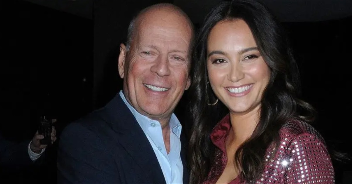 Деменція перемагає — Брюс Вілліс проводить останні свята з родиною