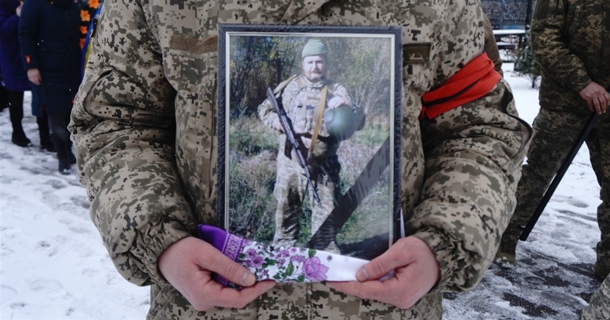 Сьогодні роковини від дня загибелі багатодітного батька з Переяслава Ігоря Бабкова: вічна шана воїну