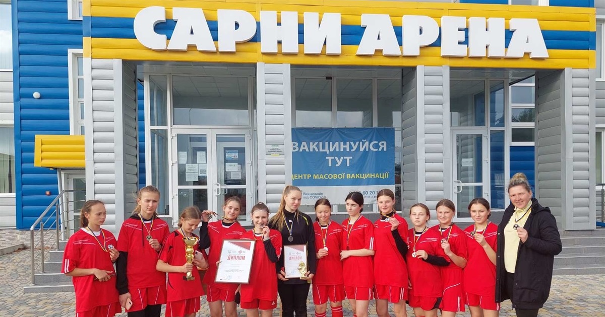 «Рубалися до кінця»: у Сарнах відбувся Чемпіонат з жіночого футболу