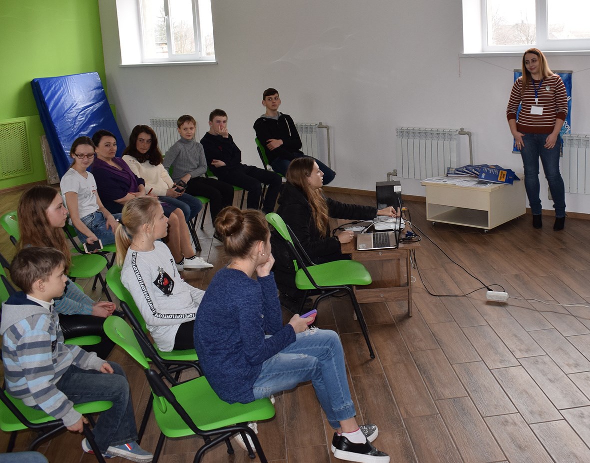У новому молодіжному центрі презентували послуги служби зайнятості