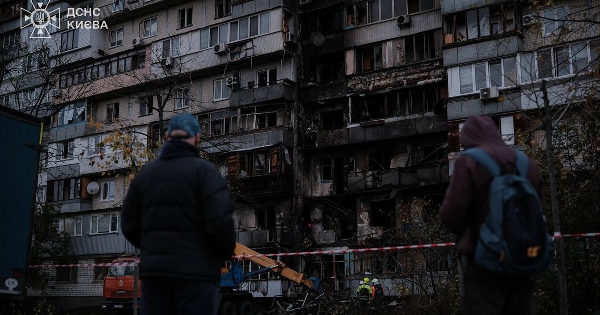 Внаслідок нічної атаки у Києві загинули троє людей, понад 30 поранені, пошкоджені житлові будинки