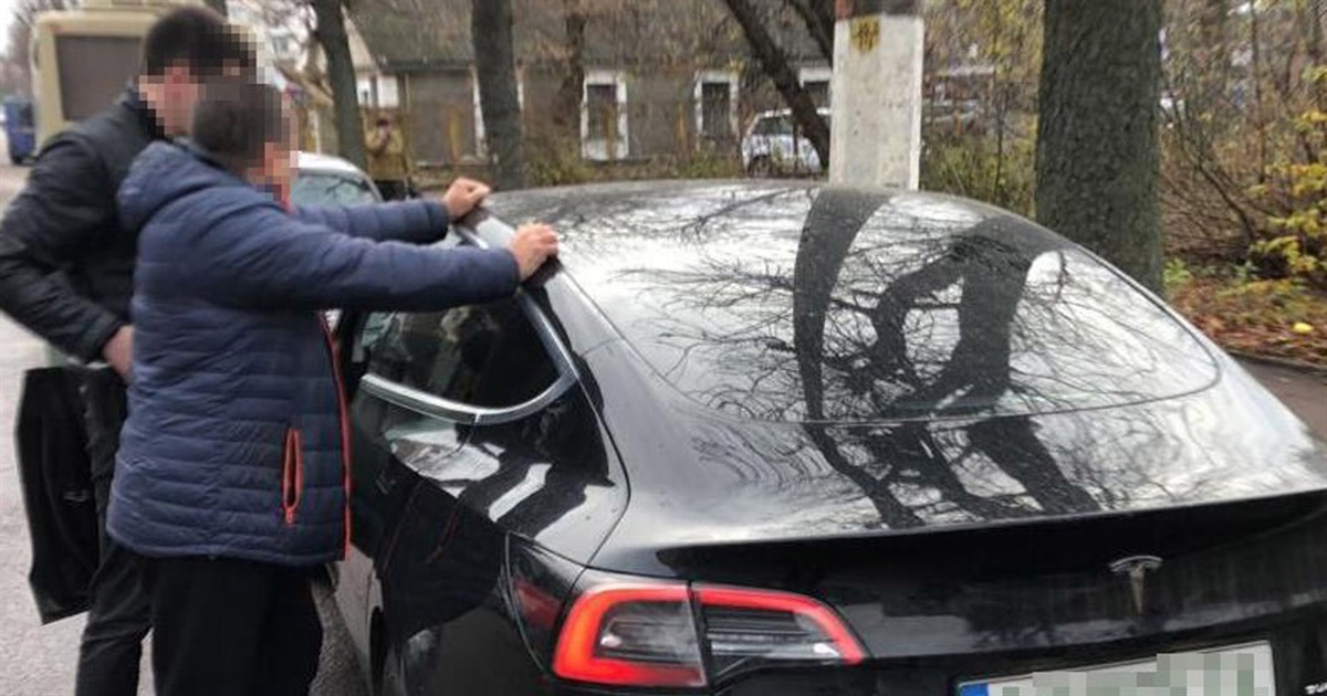 На Житомирщині СБУ ліквідувала схему втечі ухилянтів за кордон
