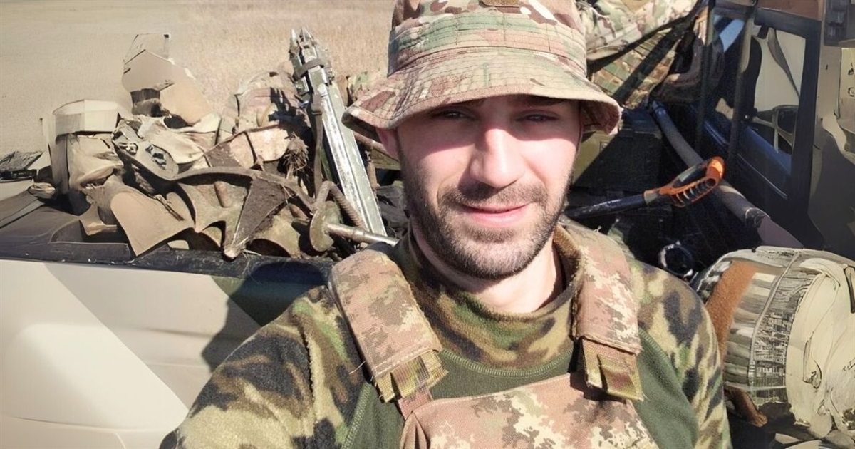 “Азовець” Михайло Василенко мріяв про доньку. Злата народилася після загибелі батька в Маріуполі