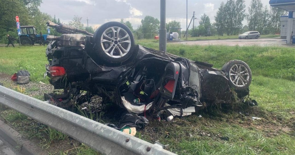 Смертельна автотроща на трасі Київ-Чоп: загиблу пасажирку автівки деблокували рятувальники