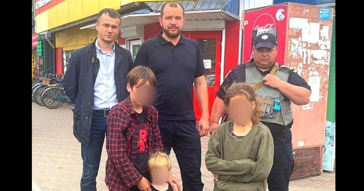 На Київщині троє дітей на велосипеді втекли від бабусі з села до столиці