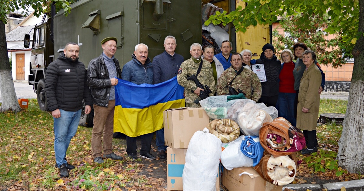 Один день з життя волонтерського центру: як допомагати на передовій, залишаючись у Сарнах