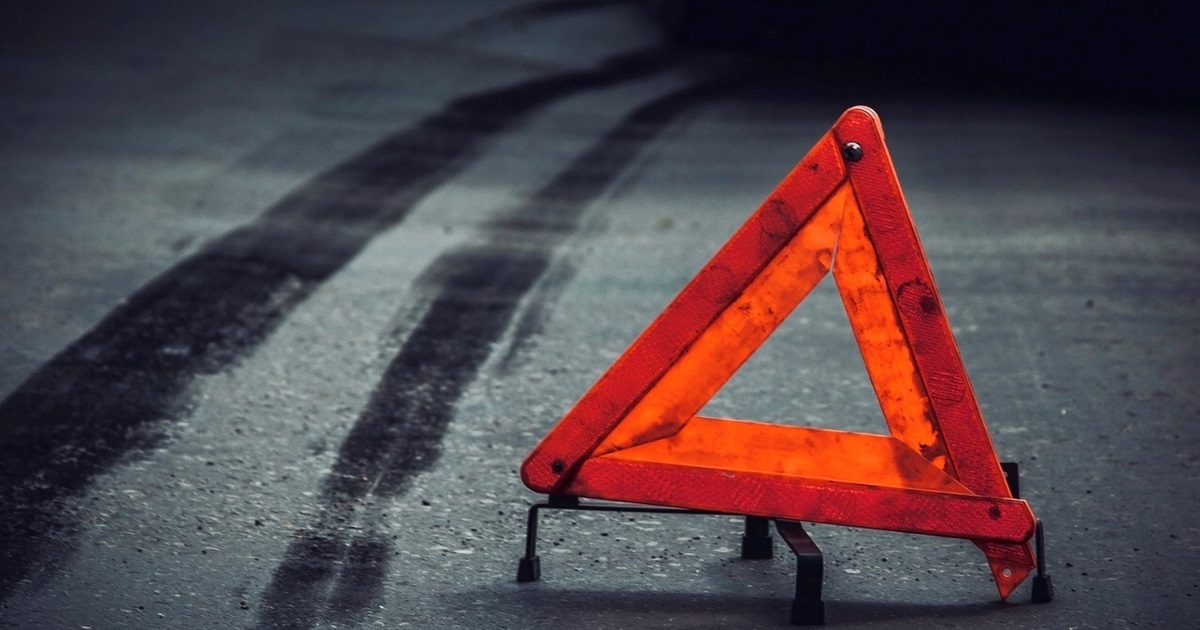 П’яний водій не розминувся зі стовпом — у нього виявили 2,76 проміле алкоголю в крові
