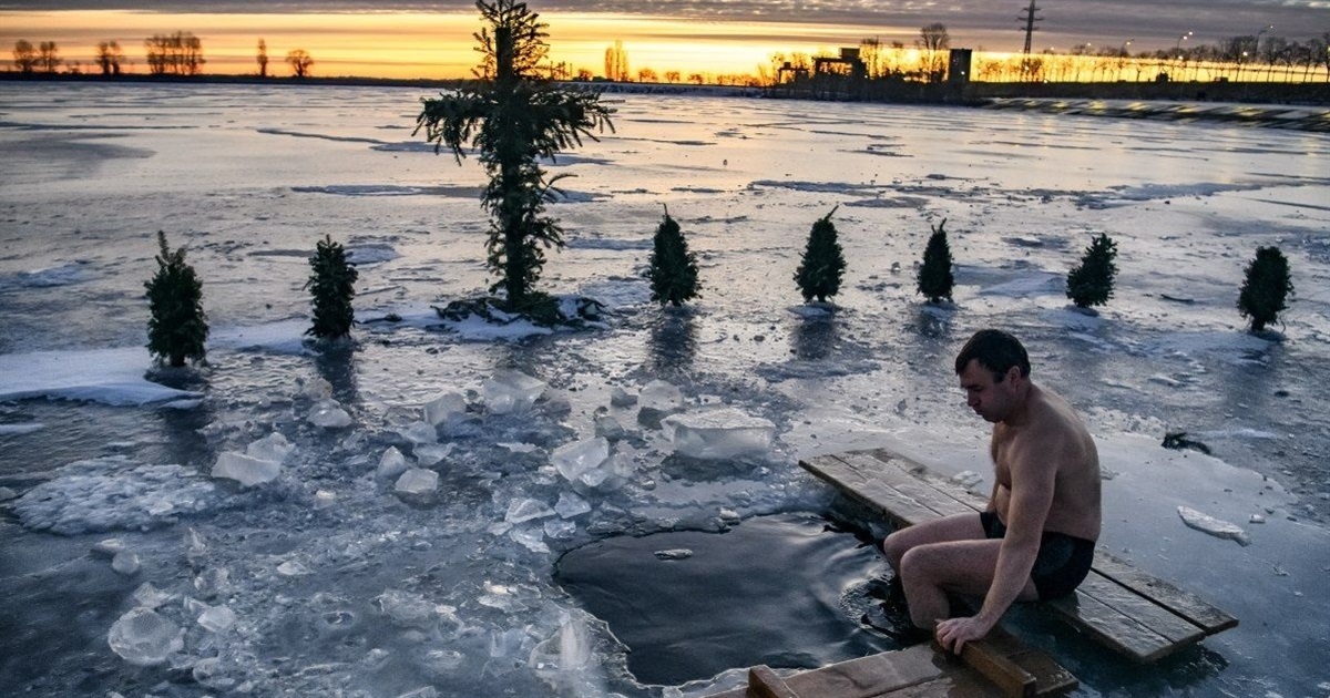 Безпечне купання на Водохреща: п’ять основних правил
