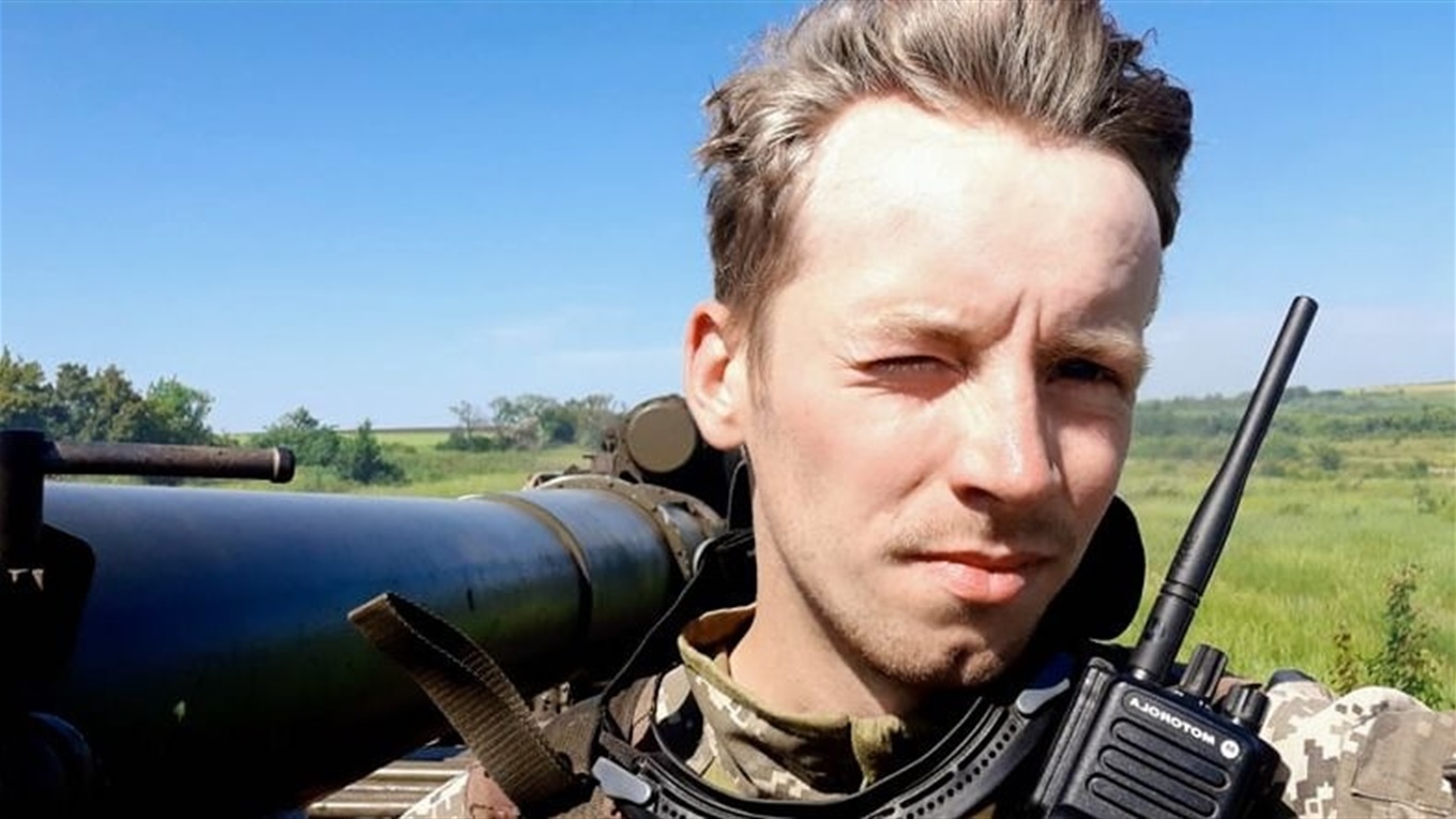 Военный родом из Луганска публично признался, что он – гей. Вот почему он решился на это