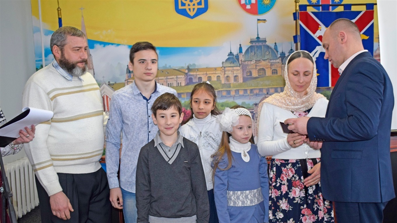 Двом жмеринчанкам вручили відзнаки «Мати-героїня»