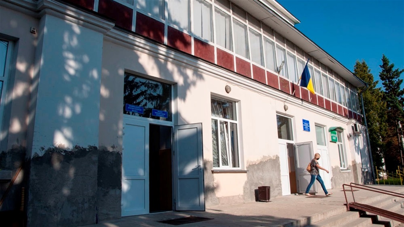 96 працівників Чортківської міської лікарні скоротять через брак коштів (+ відео)