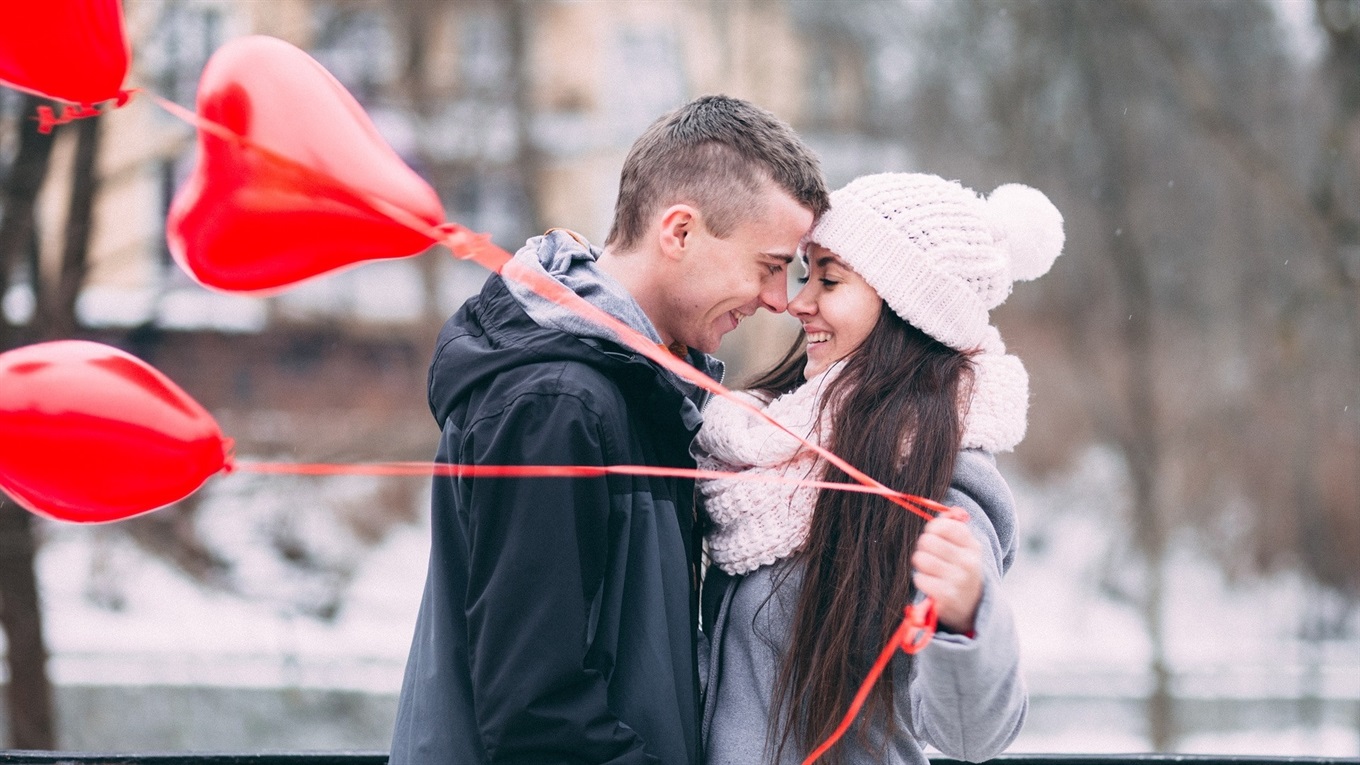 Переможці фотоконкурсу від Сватове.City «Ти — моя поLOVEинка» отримали подарунки