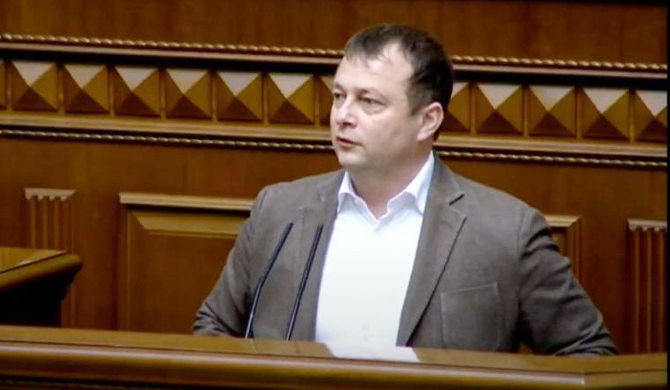 Руслан Требушкін склав повноваження нардепа