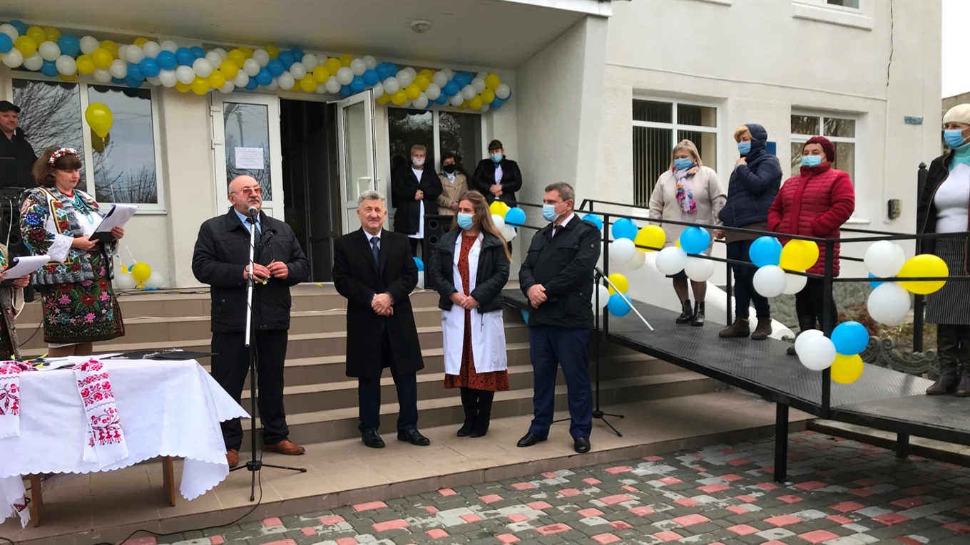 У Іванківцях відкрили реконструйовану амбулаторію практики сімейної медицини 